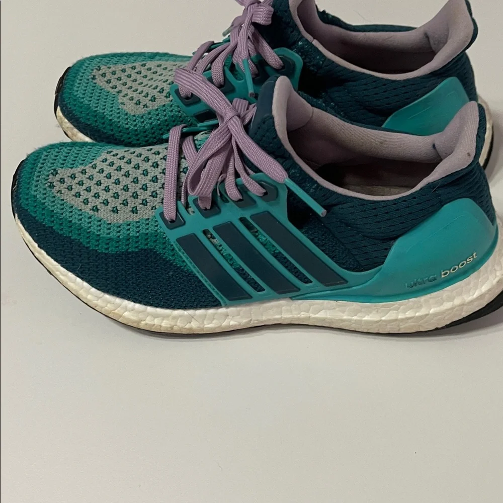 adidas Ultra Boost Teal and Purple women’s Athletic Shoes sz 7 - Picture 1 of 7